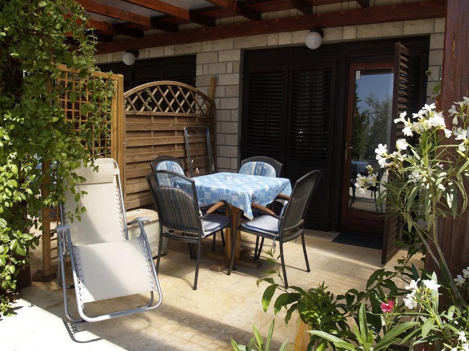 Apartments Loncar Кърк Екстериор снимка